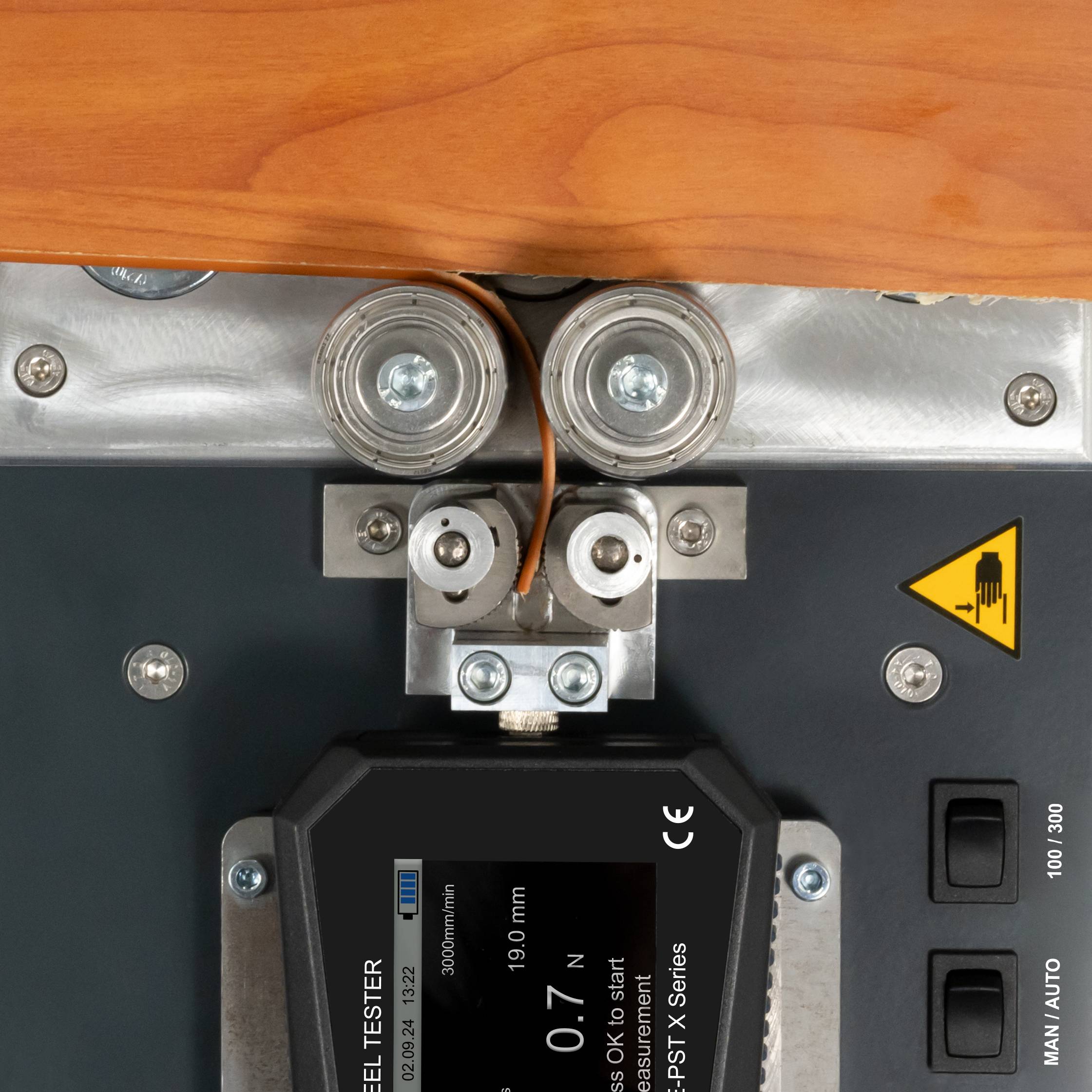 PCE Instruments Prüfgerät PCE-PST 1 X für Schältests |500 N |Ncm Nmm |Genauigkeit ±0,05 % F.S. |Fahrweg 150 mm |Speicher-6