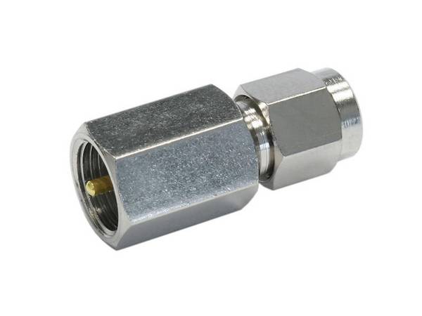 Telegärtner J01703A0009 Adapter FME-Stecker / SMA-Stecker