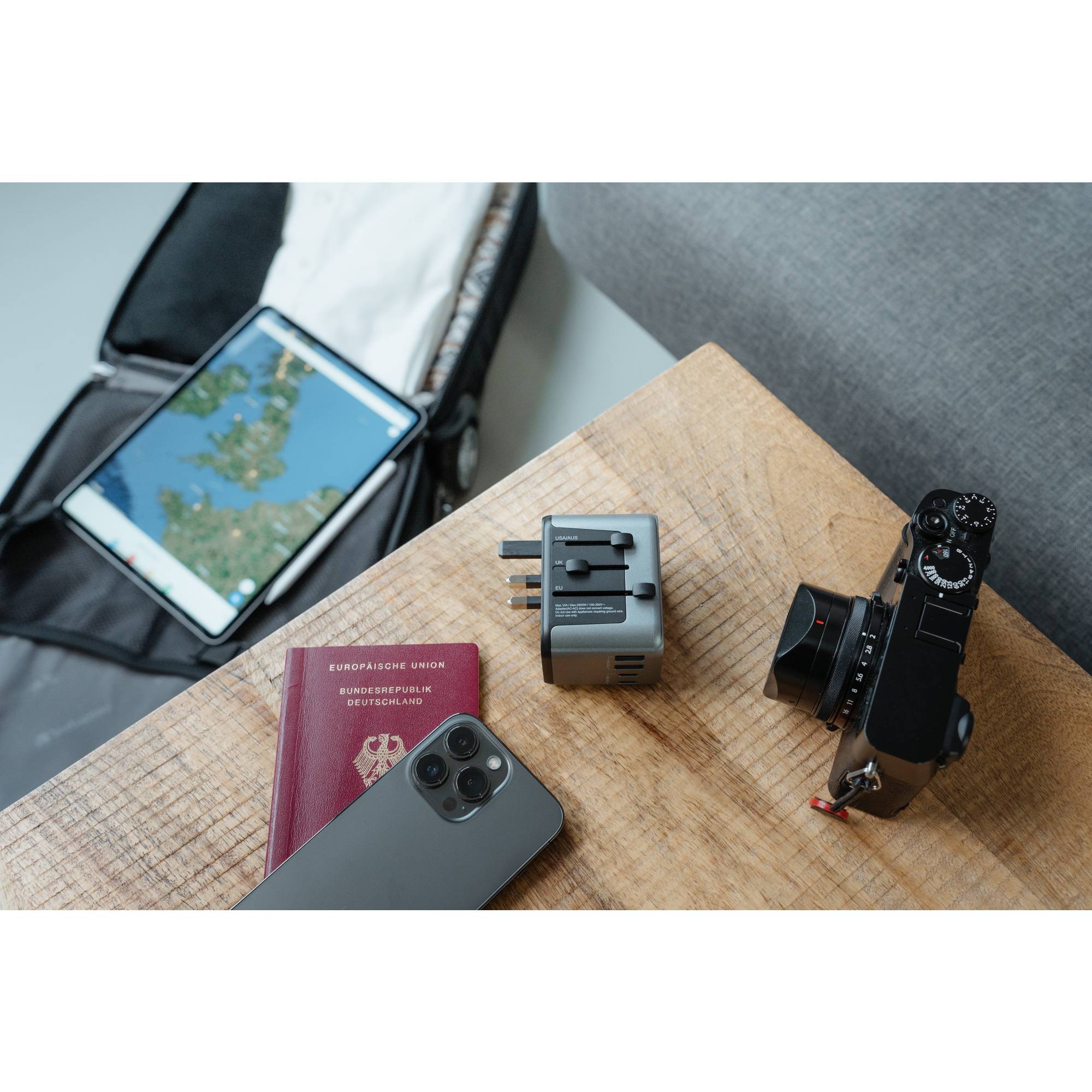 Universal Travel Adapter-3