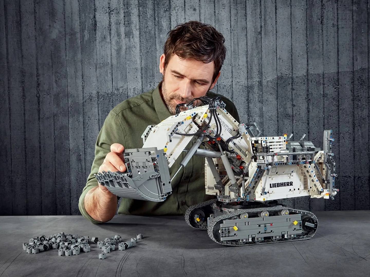 LEGO Technic - Liebherr r 9800-6