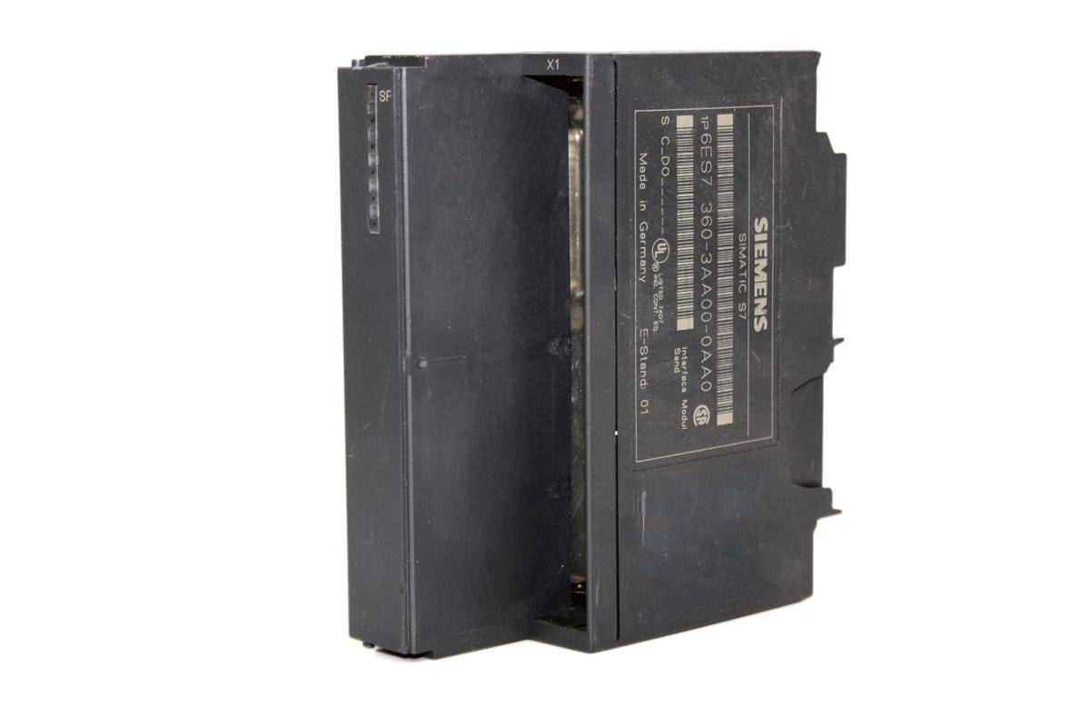 Siemens 6ES7360-3AA00-0AA0 Siemens 4025515061656 SIMATIC S7-300,INTERFACE MODULE IM 360 IN CENTRAL RACK FOR CONNECTING M