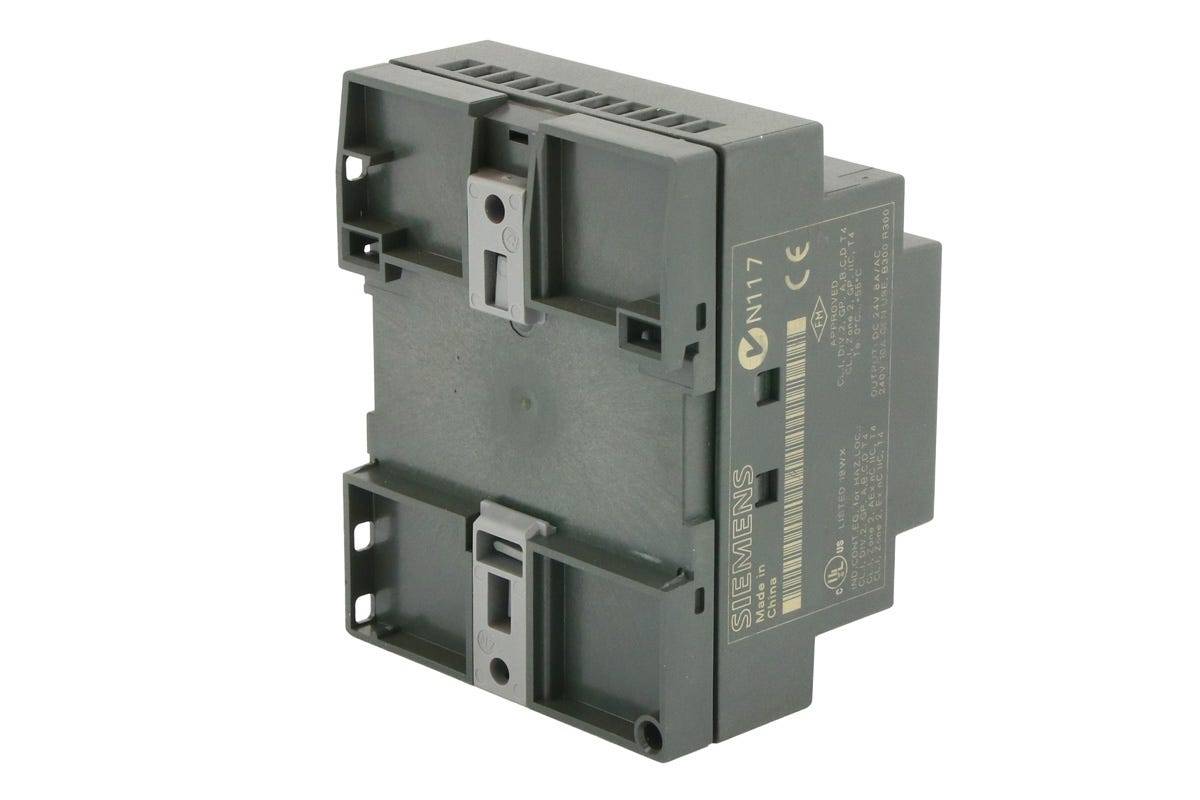 LOGO! 230RC, LOGIKMODUL,DISPLAY SV/E/A: 230V/230V/RELAIS 8 DE/4 DA, SP. 130 BLOECKE, MODULAR-2