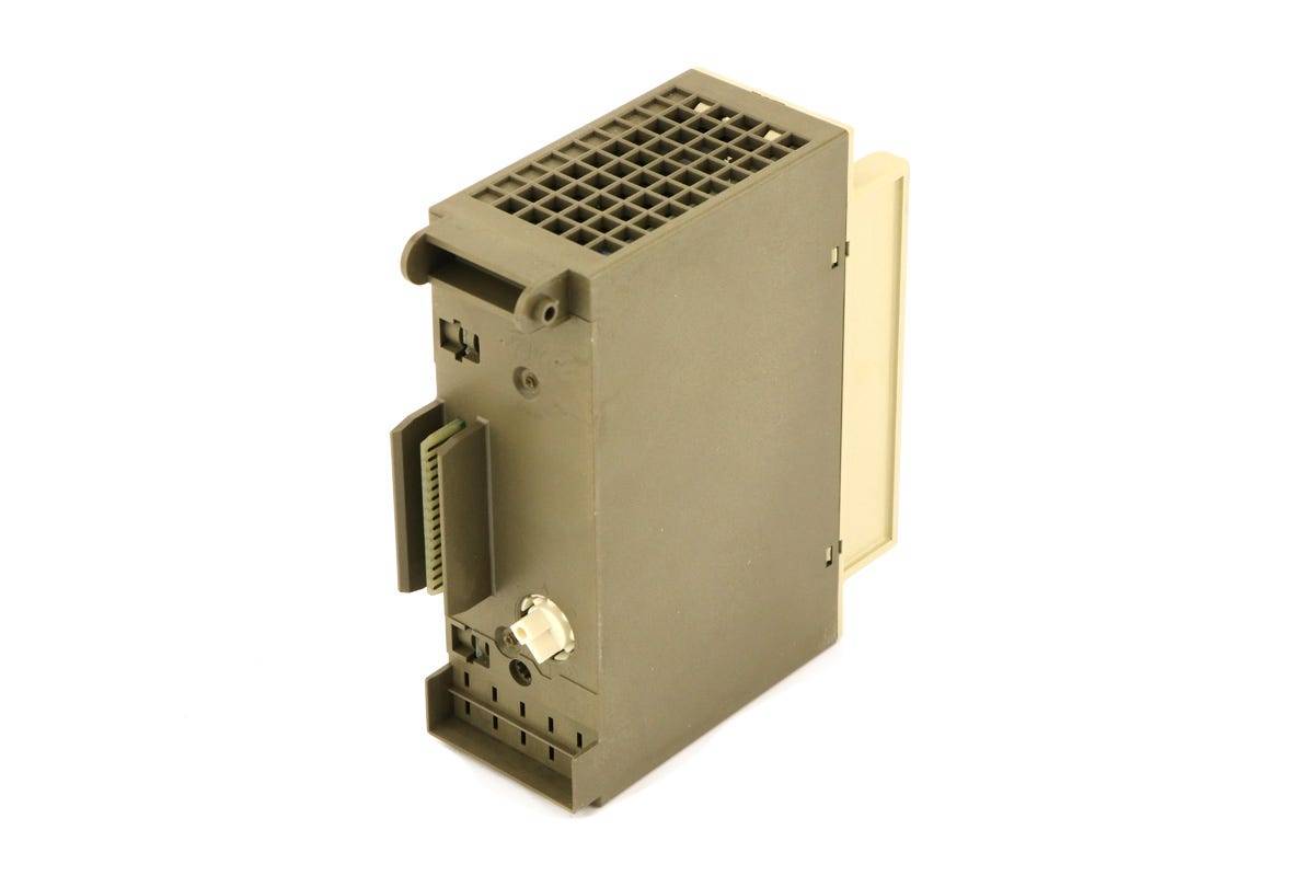 Siemens simatic S5 Digital I/O 6ES5482-8MA13 ( 6ES5 482-8MA13 ) FS.008-2
