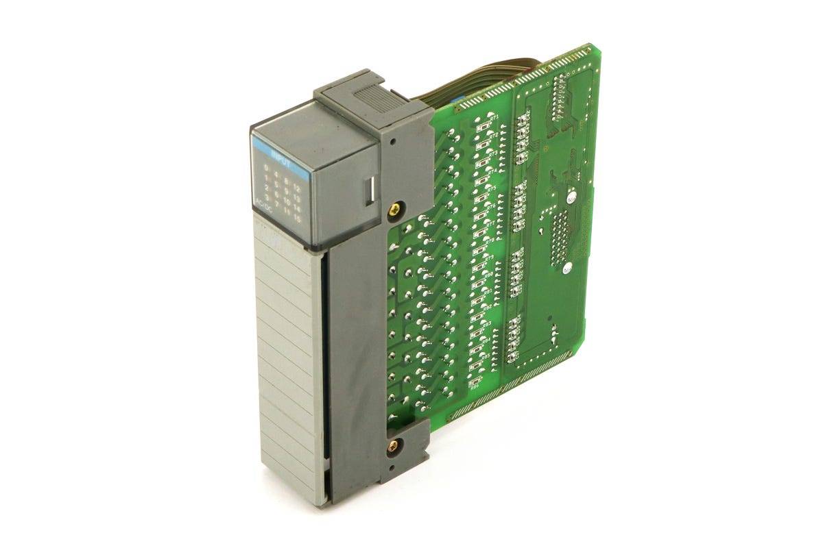 Allen-Bradley 1746-IN16 Allen-Bradley N SLC 500 16-CHANNEL AC/DC DIGITAL INPUT MODULE, 16 INPUTS, 16 POINTS PER COMMON,-0