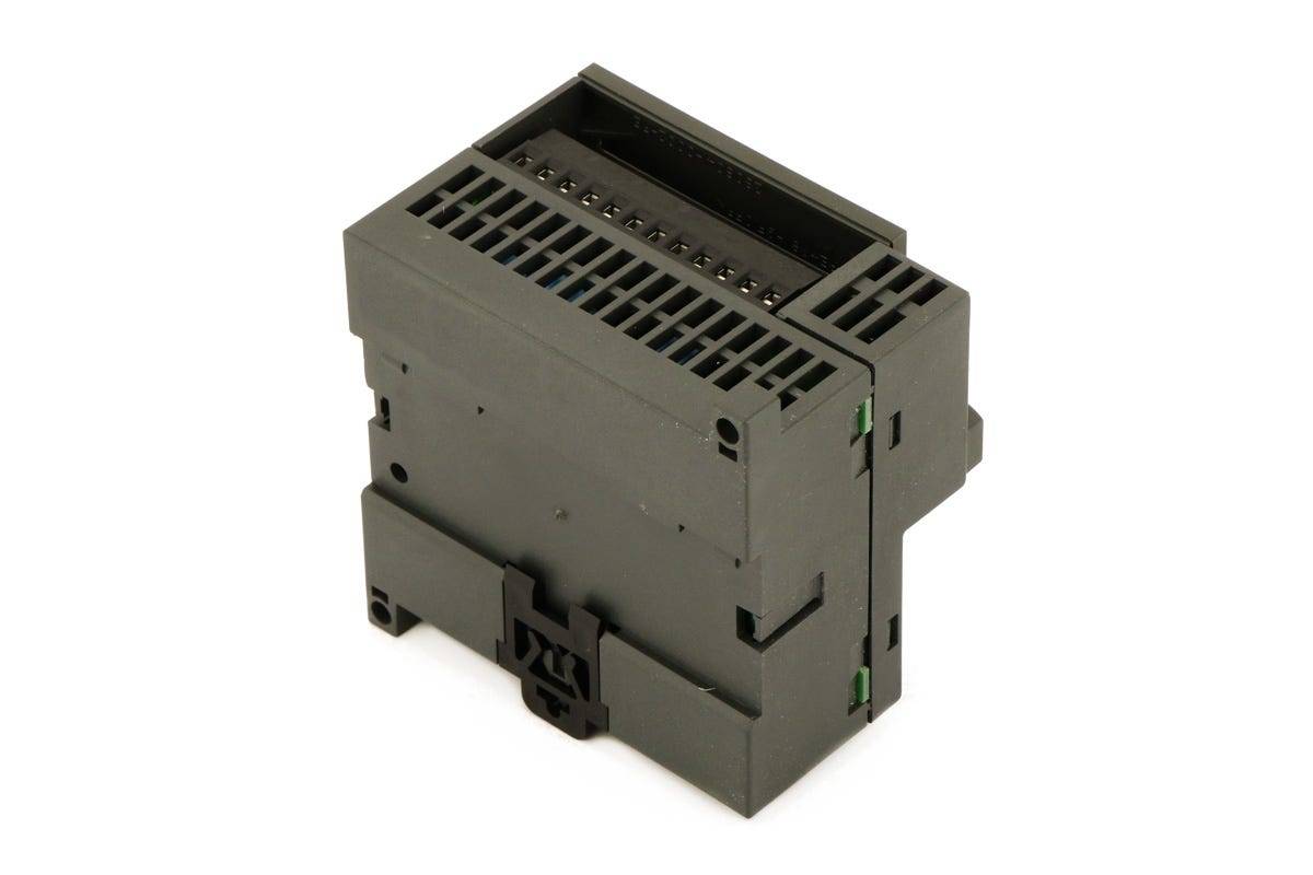 Ersatzteil SIMATIC S7-200, CPU 222 Kompaktgerät, AC Stromvers. 8 DE DC/6 DA Relais 4 KB-2