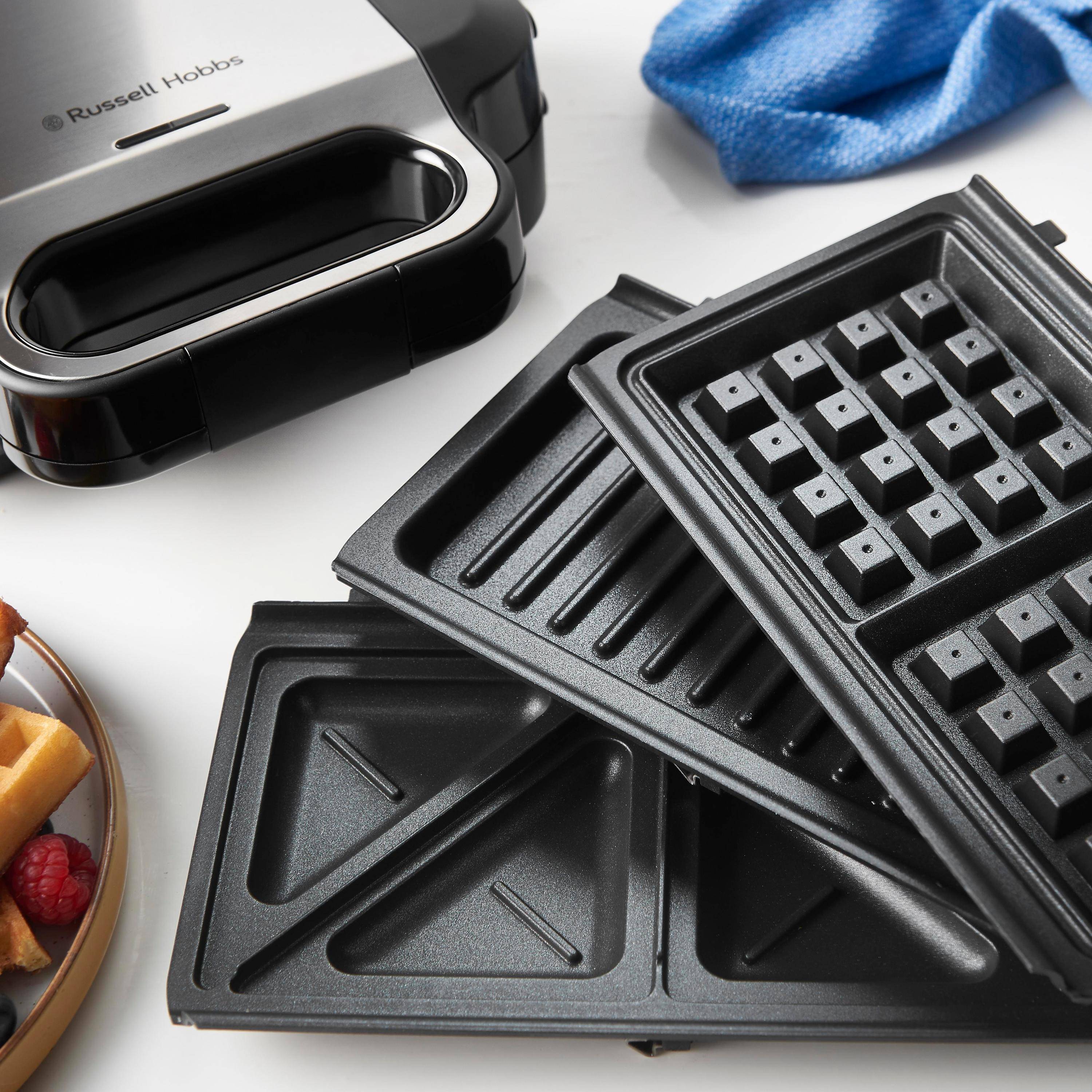 RUSSELL HOBBS - Sandwich Waffle Maker 3-in-1-3