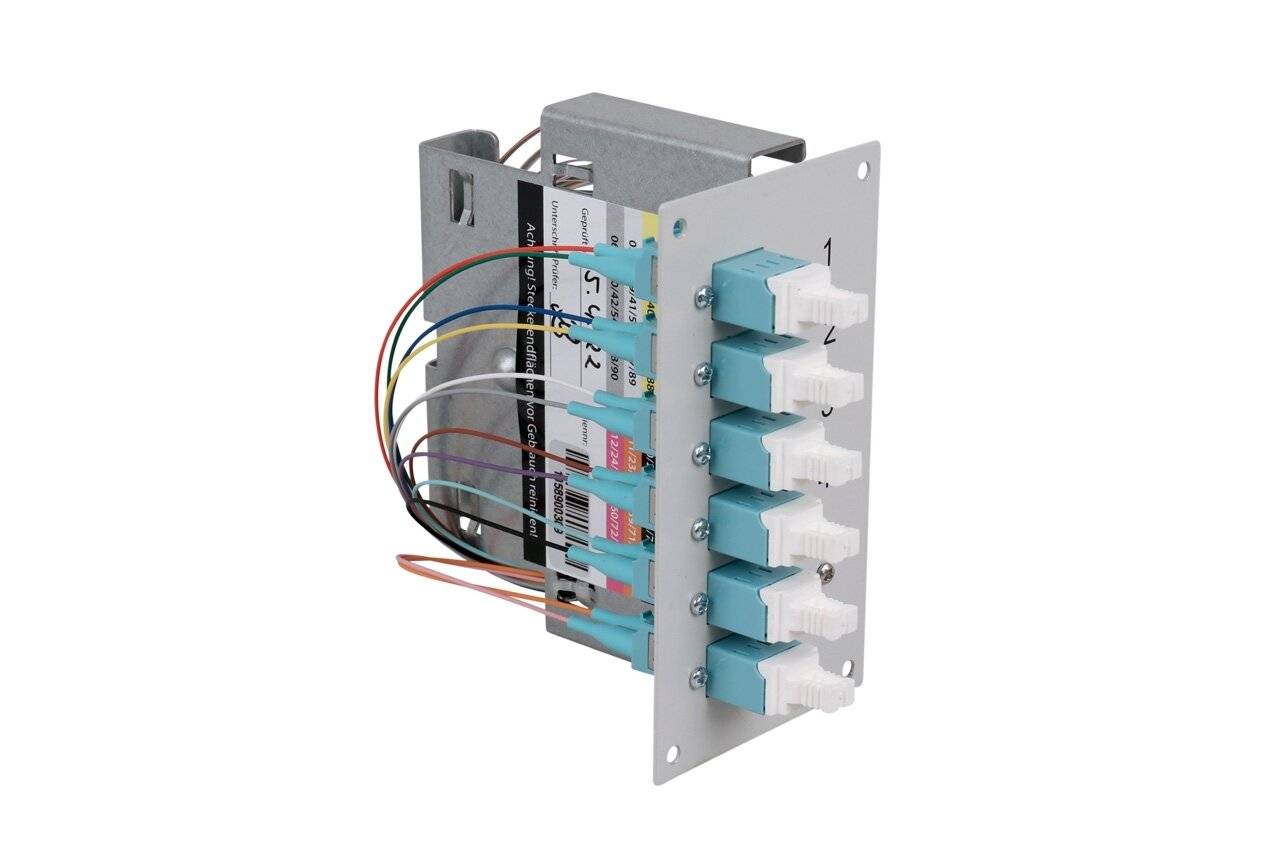 LWL Hutschienenspleißverteiler 6xLC Duplex OM3 spleißfertig für Tragschiene TH35-0