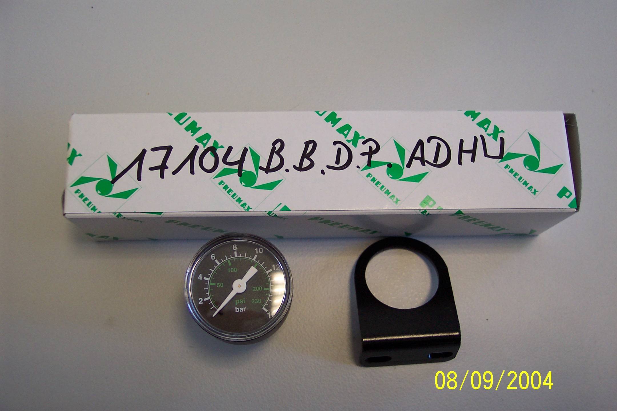 Pneumax 17104B.B.D.P.ADHW, Filterregler G 1/4, (alt. 17104B.B.D.P.ADHW)-0