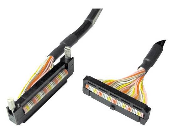 Mitsubishi Electric Rundkabel 40 adrig