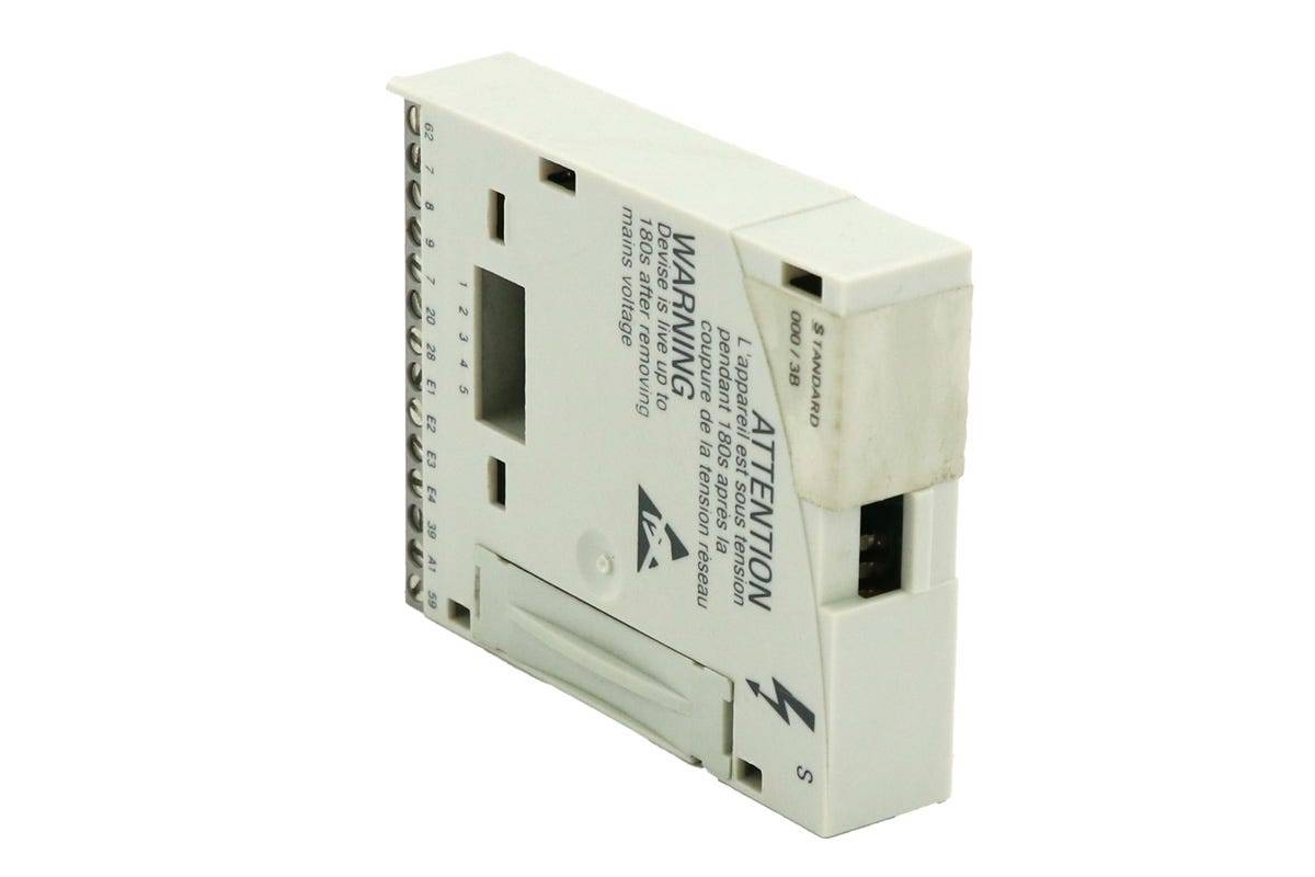 Lenze E82ZAFSC LENZE E82ZAFSC-2