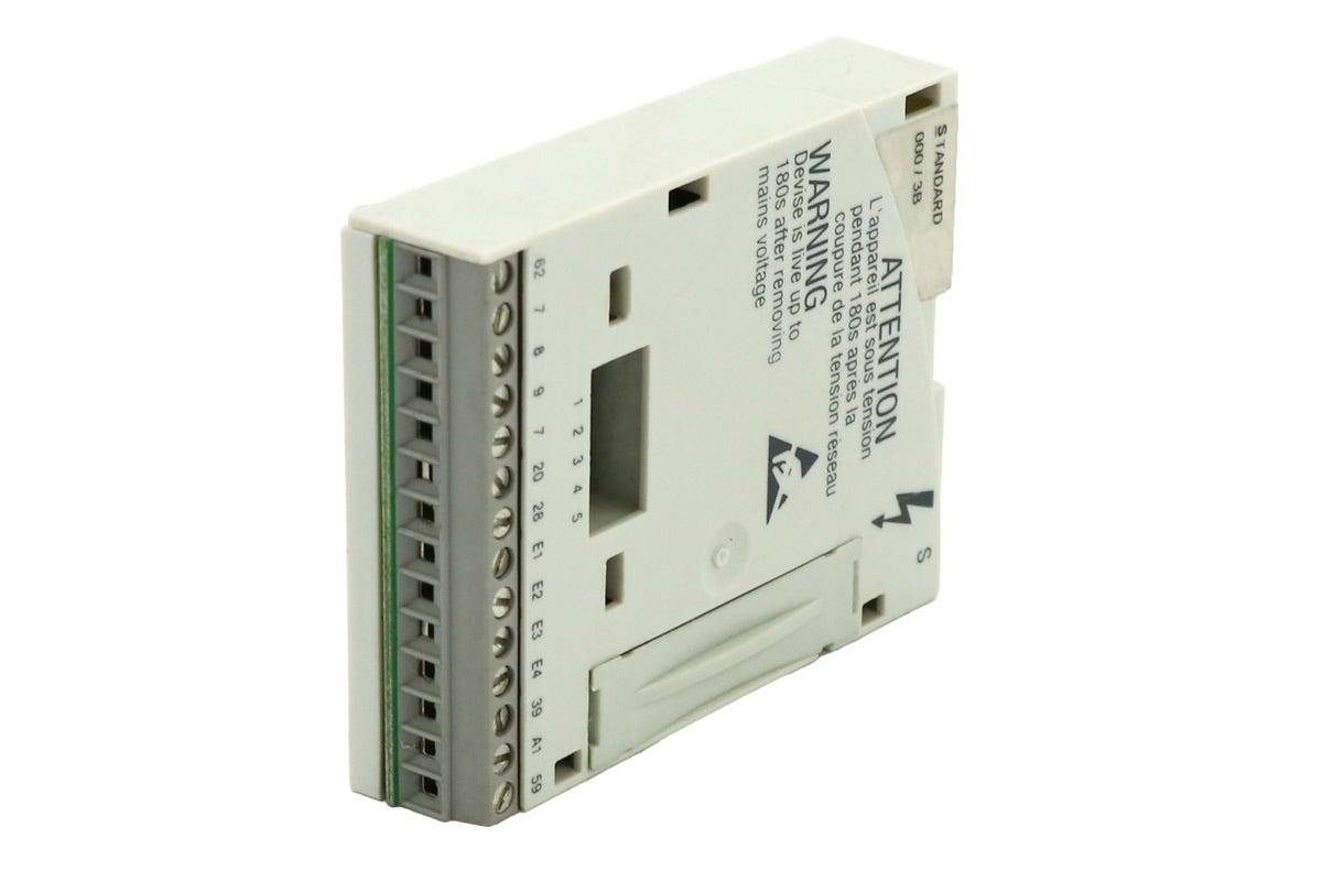 Lenze E82ZAFSC LENZE E82ZAFSC-3