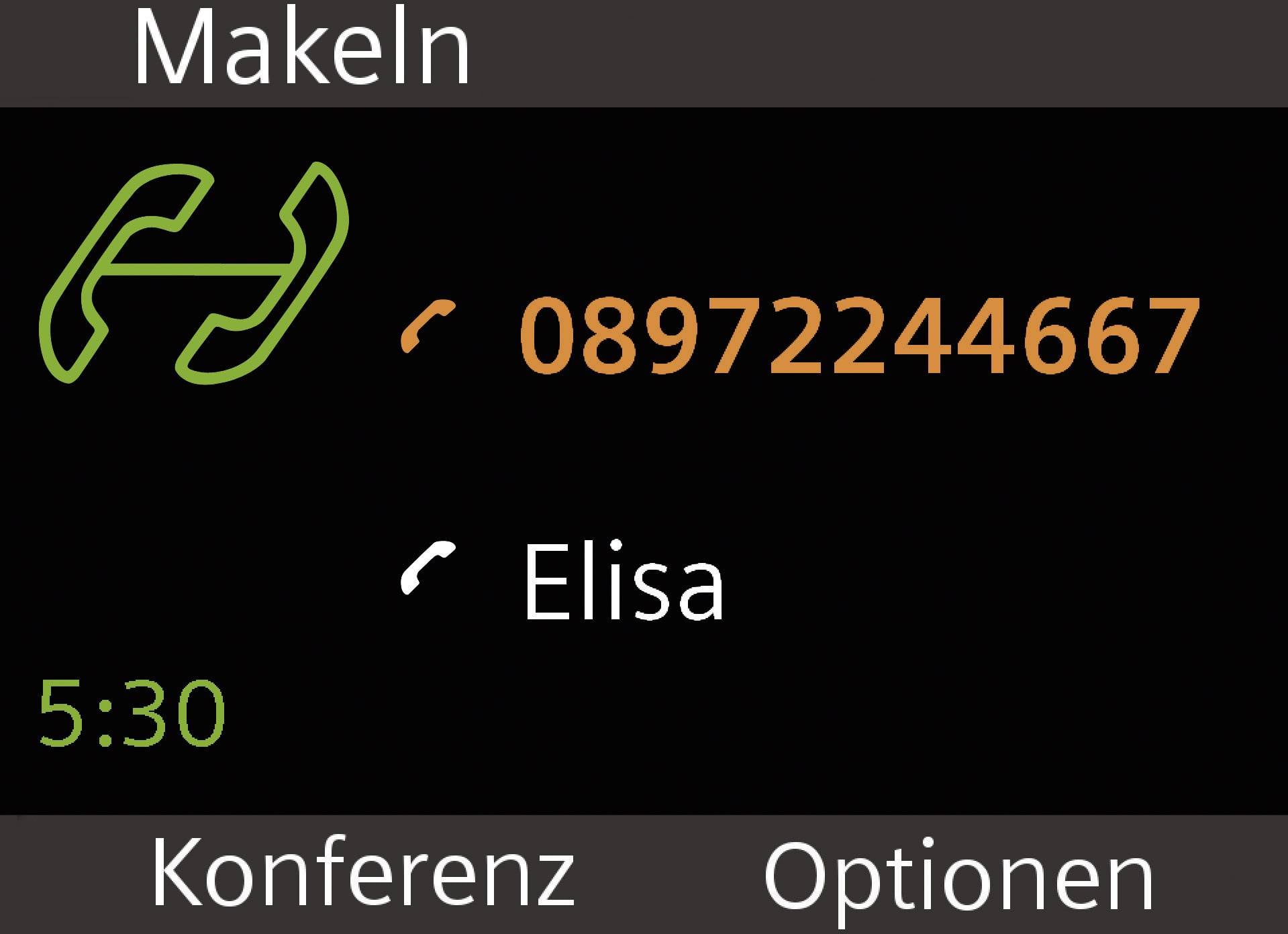 Telefonanzeige mit zwei aktiven Anrufen. Oben die Nummer '08972244667', unten 'Elisa'. Optionen: Makeln, Konferenz. Uhrzeit: 5:30.