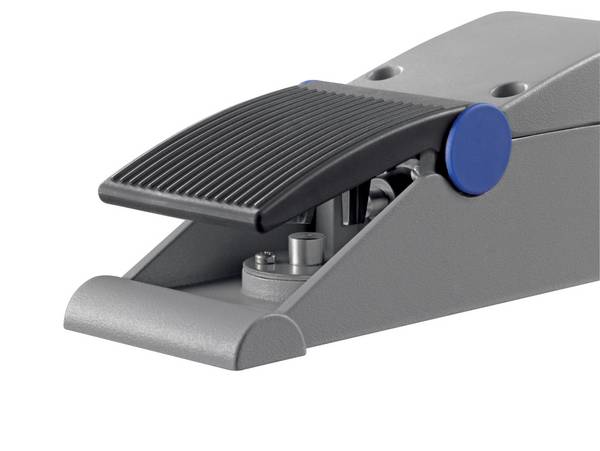 Schmersal TF 232-11 Foot switch, P/N 151181519