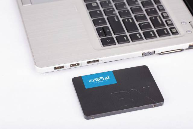 Crucial BX500 - SSD - 2 TB - intern - 2.5" (6.4 cm)-2
