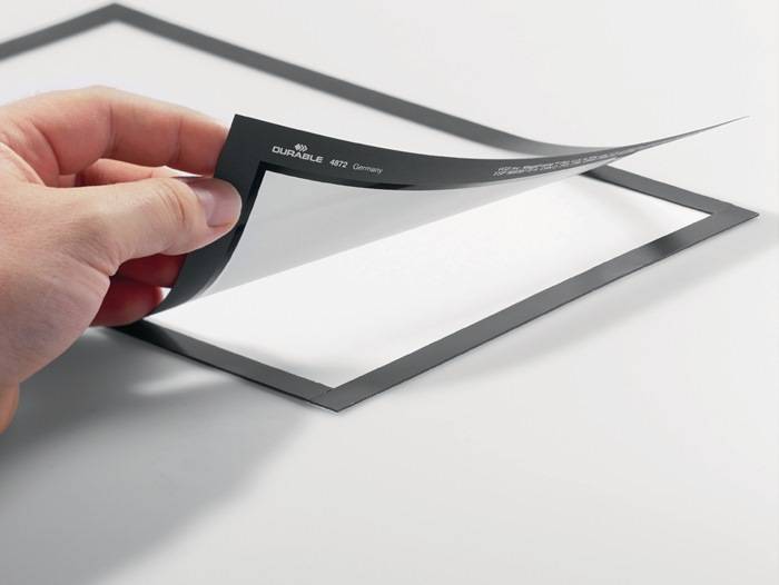 DURABLE Magnetrahmen, selbstklebende Rückenfolie, DIN A4 schwarz, 2 St-1