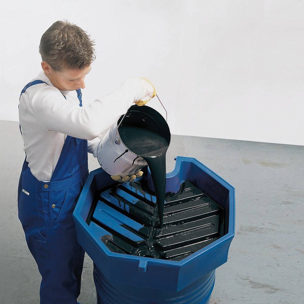 asecos® Fasstrichter aus PE, mit Sieb-1