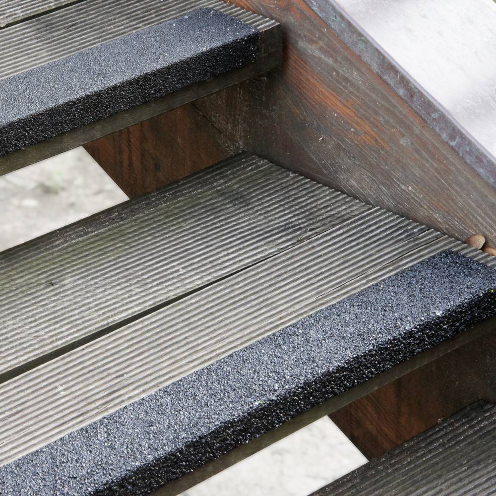 Treppenkantenprofil aus GFK Medium, schwarz, Länge 600 mm-0