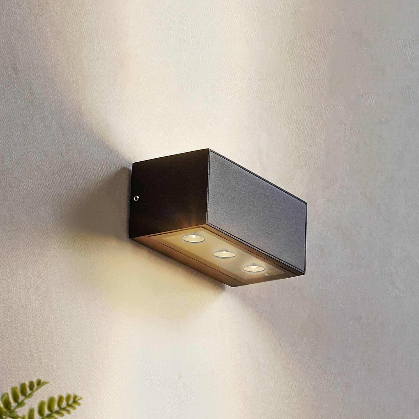 Lucande LED Wandleuchte außen 'Selim' in schwarz aus Aluminium-1