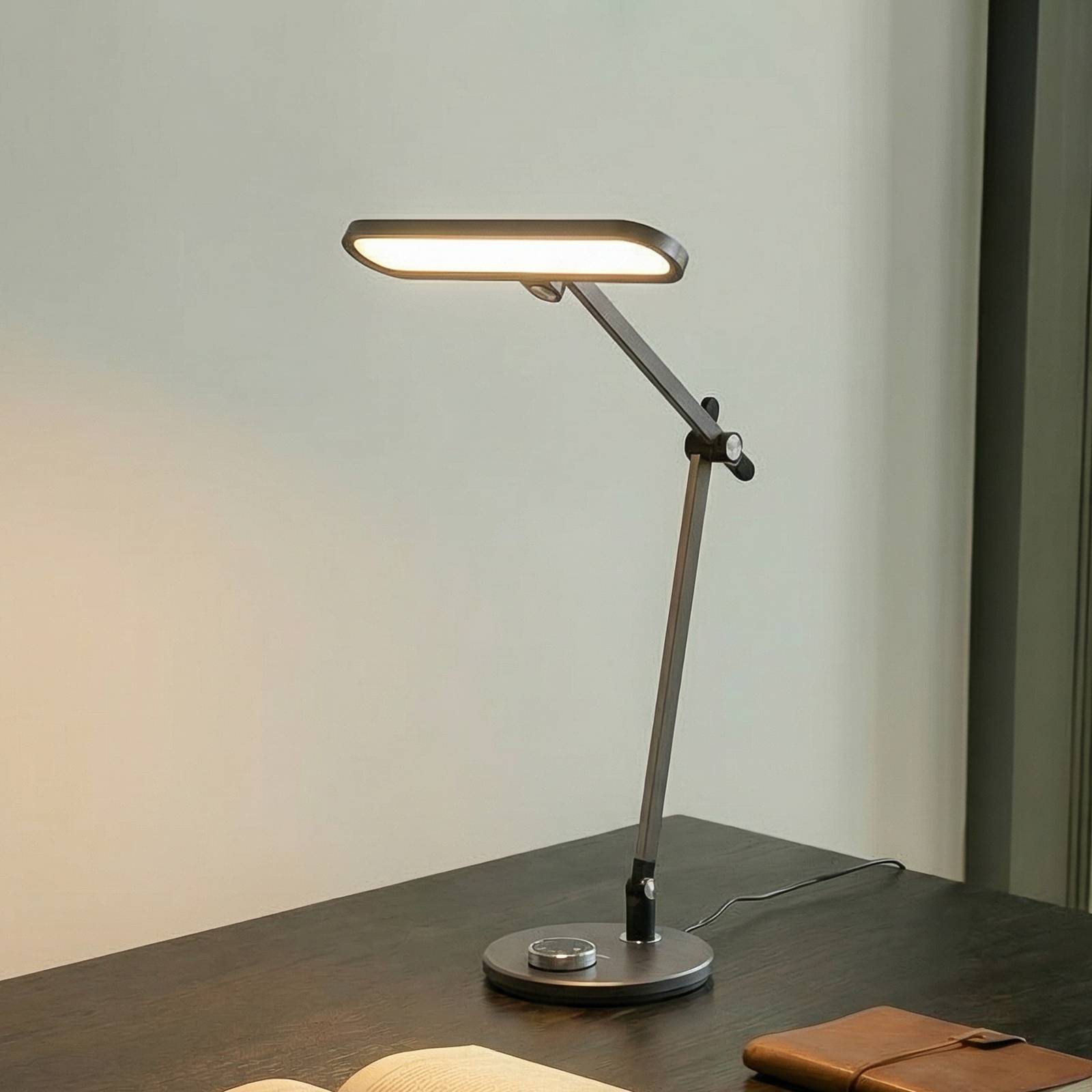 Lindby LED Tischlampe 'Elvir' in alu aus Aluminium-1