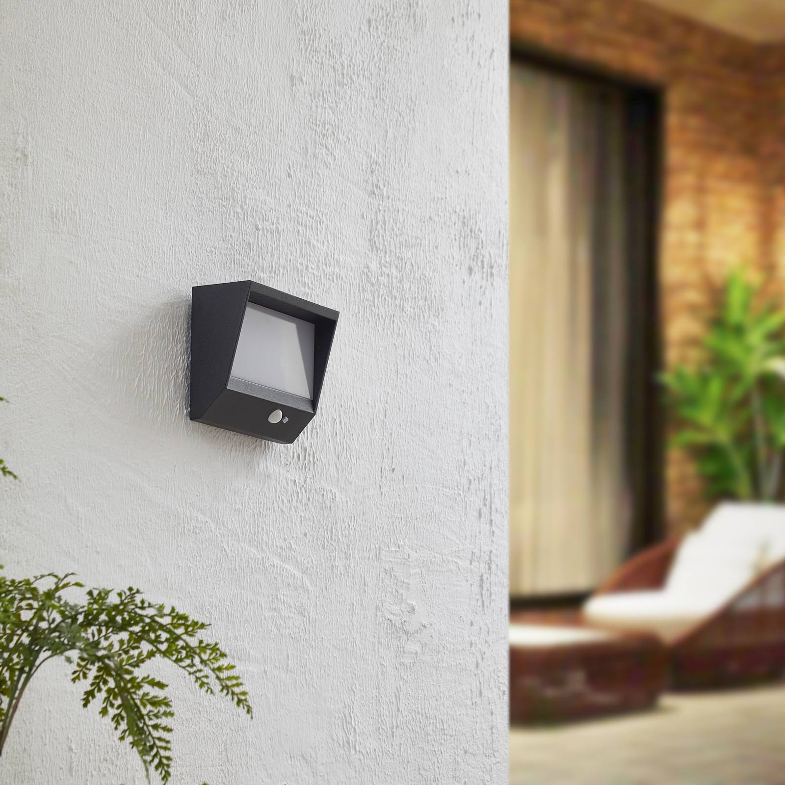 Lucande LED Solarleuchte außen 'Dava' in schwarz aus Aluminium-2