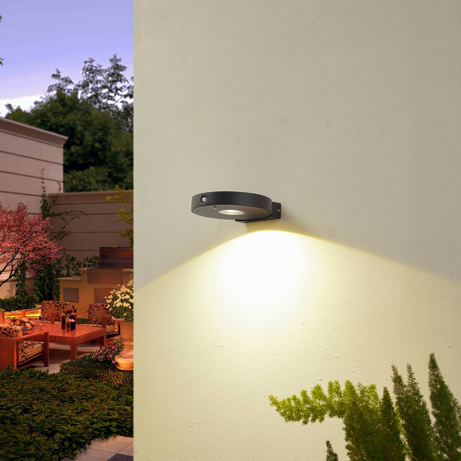 Lucande LED Solarleuchte außen 'Tavon' in schwarz aus Aluminium-2