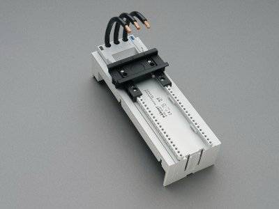 Wöhner 32457000, Sammelschienenadapter 63 A (Verpackung 4 Stk.)-0