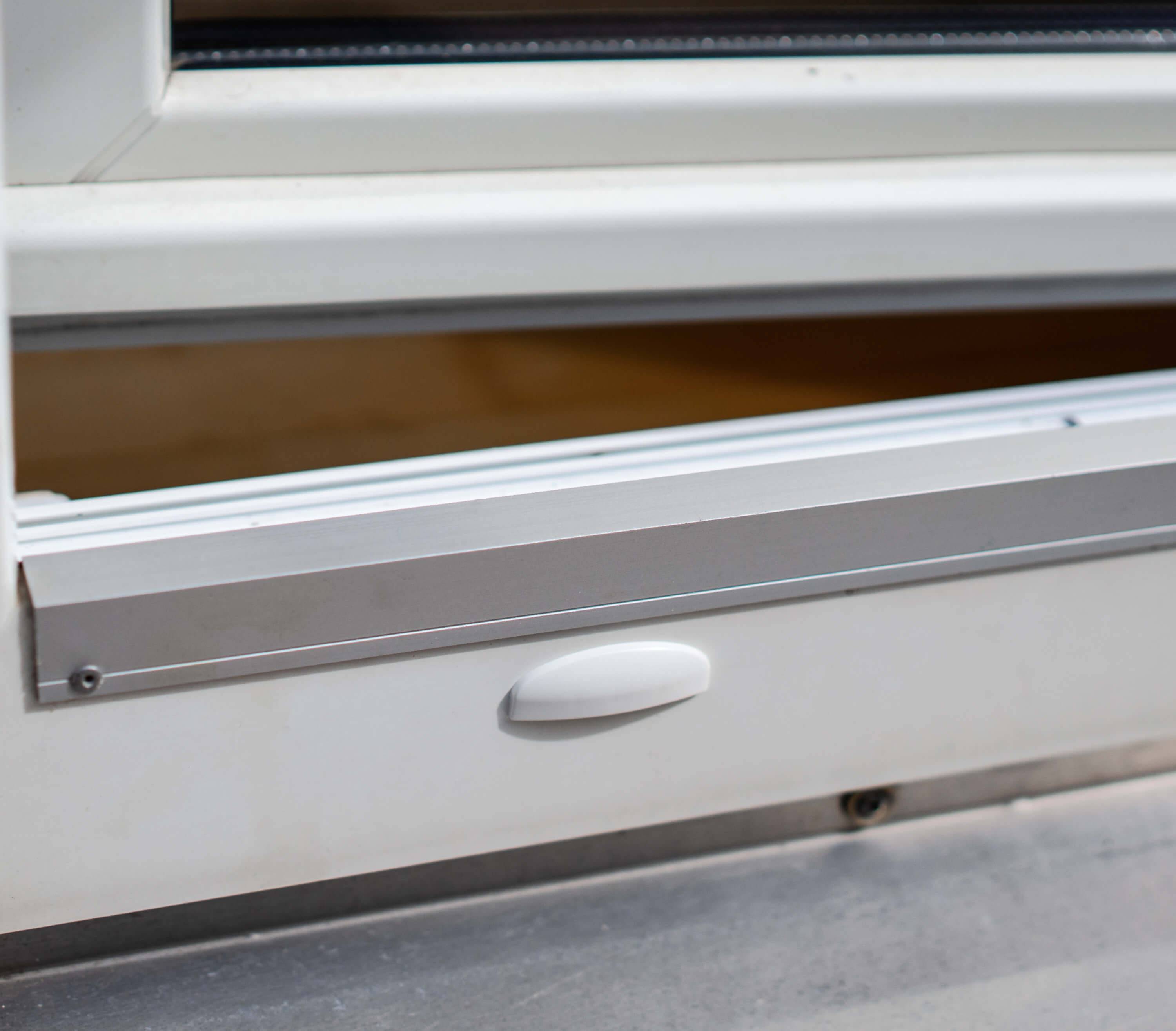 BAUHELD Fenster Wasserschlitzkappen 25 bis 30 mm 30 Stück Ral 8003-3