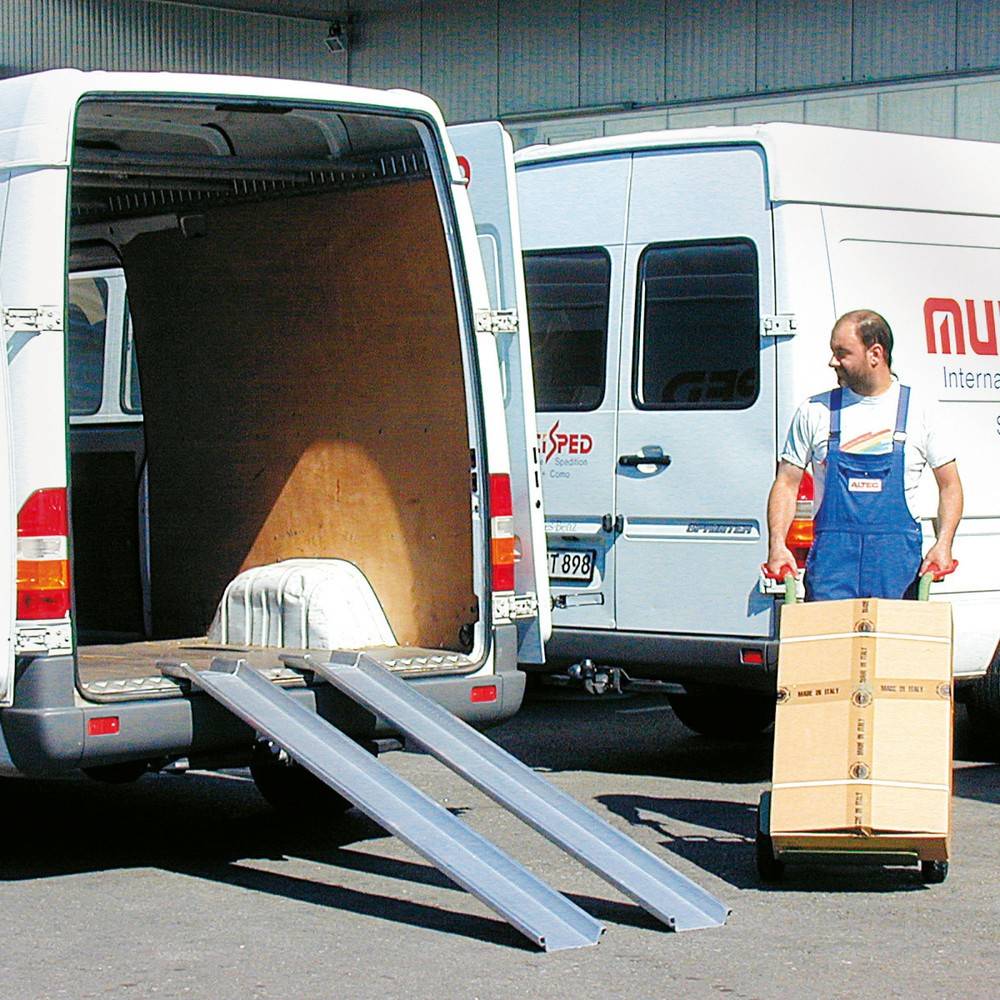 Alu-Verladeschienen Universal, mit Schutzrand, TK 350 kg/Paar-1