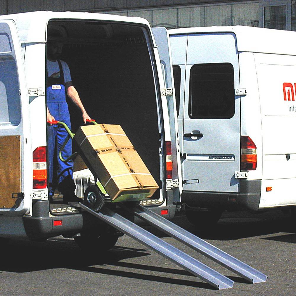 Alu-Verladeschienen Universal, mit Schutzrand, TK 350 kg/Paar-2