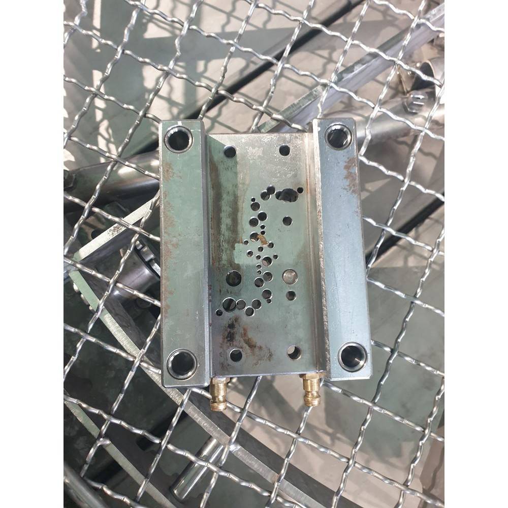 Maschinenreiniger ALUSTAR 300 im Kunststoff-Fass Inhalt 200 l. Bio Circle Surface Technology GmbH 77193049-2