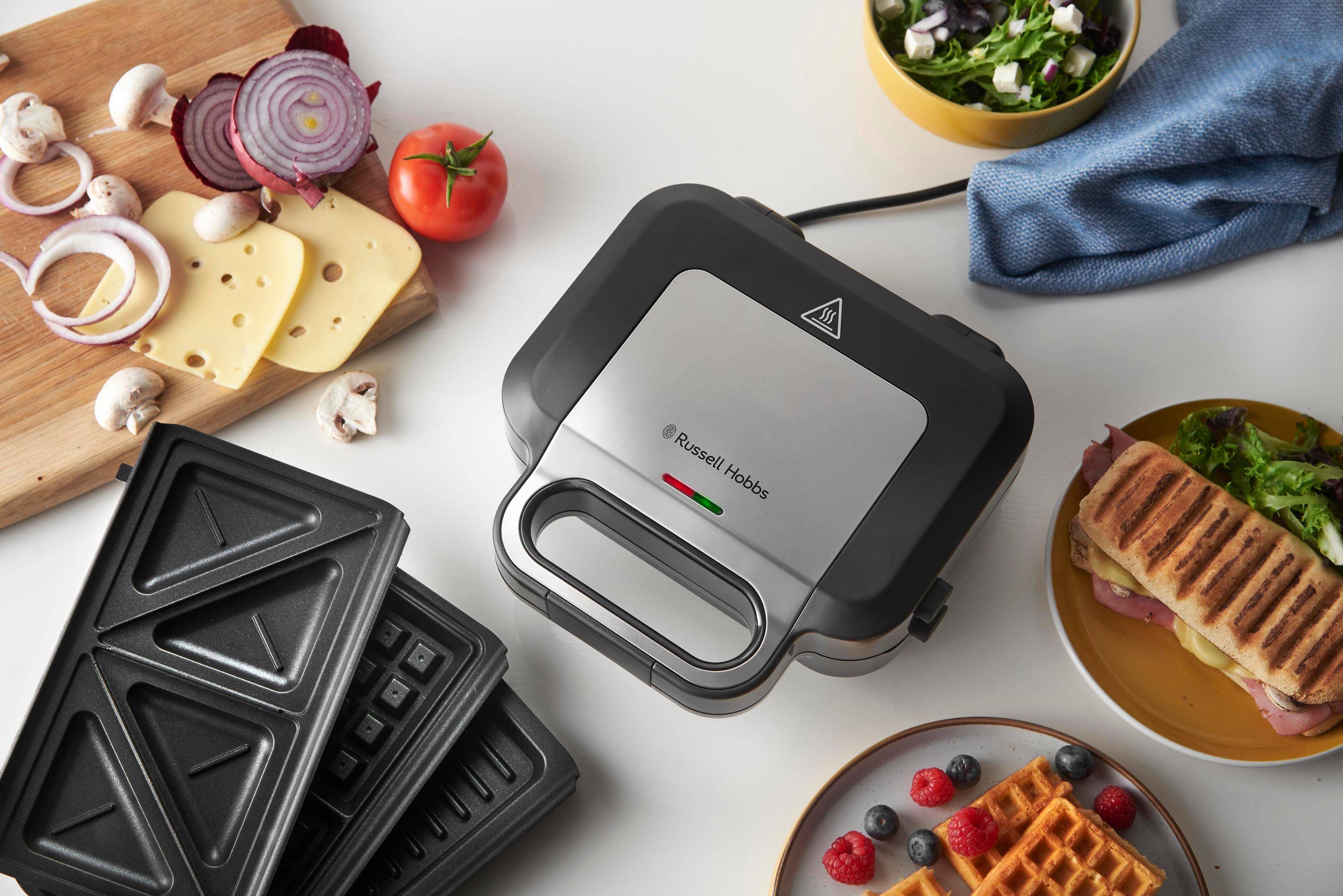 RUSSELL HOBBS - Sandwich Waffle Maker 3-in-1-4