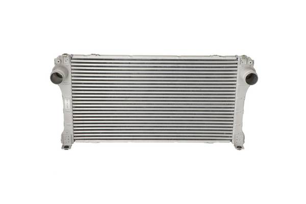 Ladeluftkühler 675 mm - 375 mm NRF passend für u.a. TOYOTA AURIS