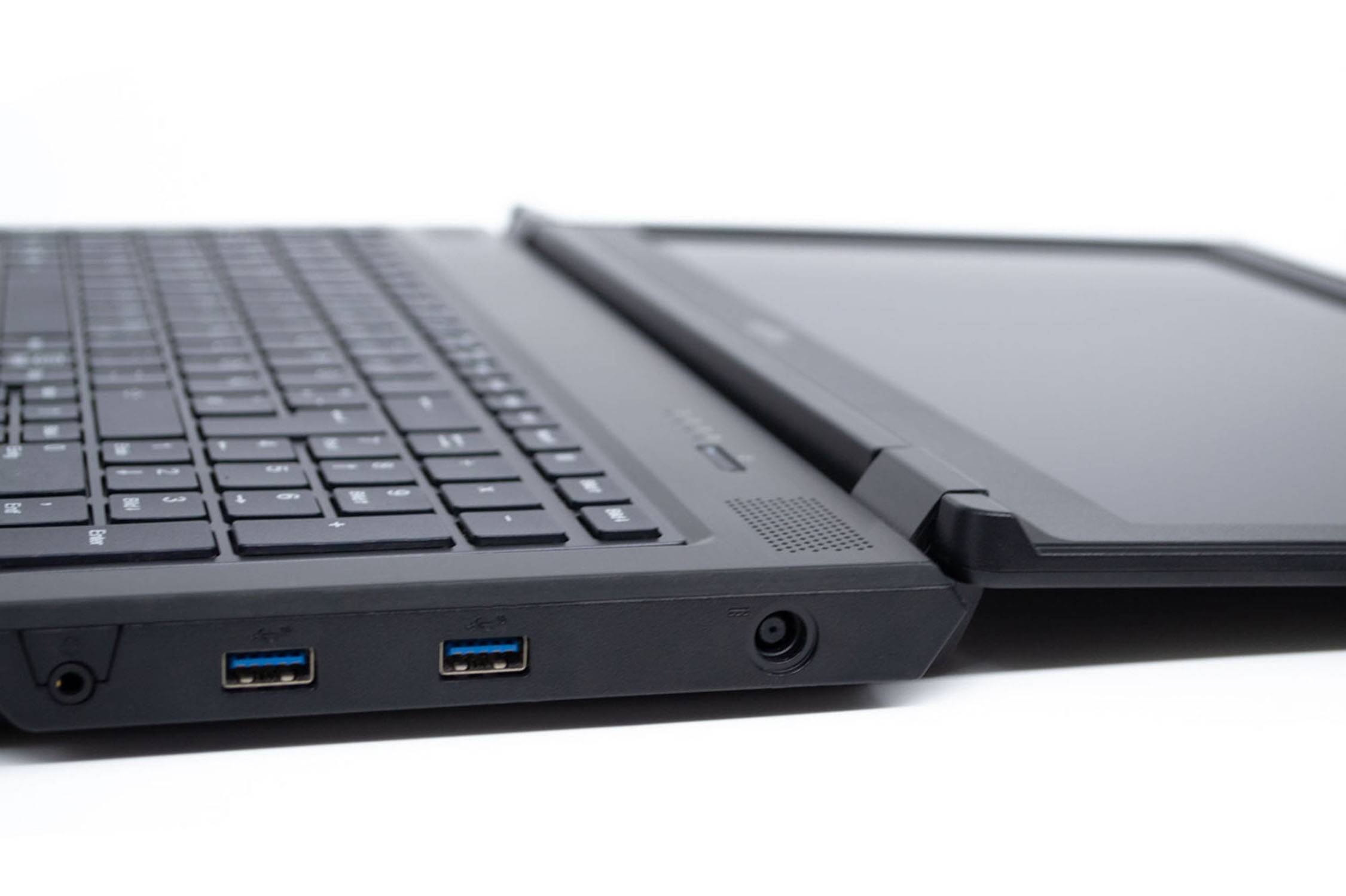 Fujitsu Celsius H7510 15,6" FHD i7-10850H 32GB 512GB QWERTZ-DE-2