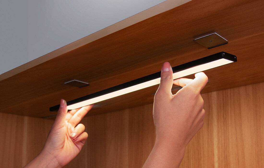 Symbolbild für Yeelight Closet Sensorleuchte 40cm - schwarz 4000 K