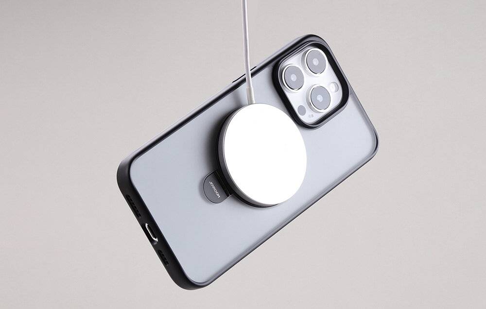 Joyroom JR-BP004 Magnetische Schutzhülle mit Halterung für iPhone 15 (Schwarz)-1