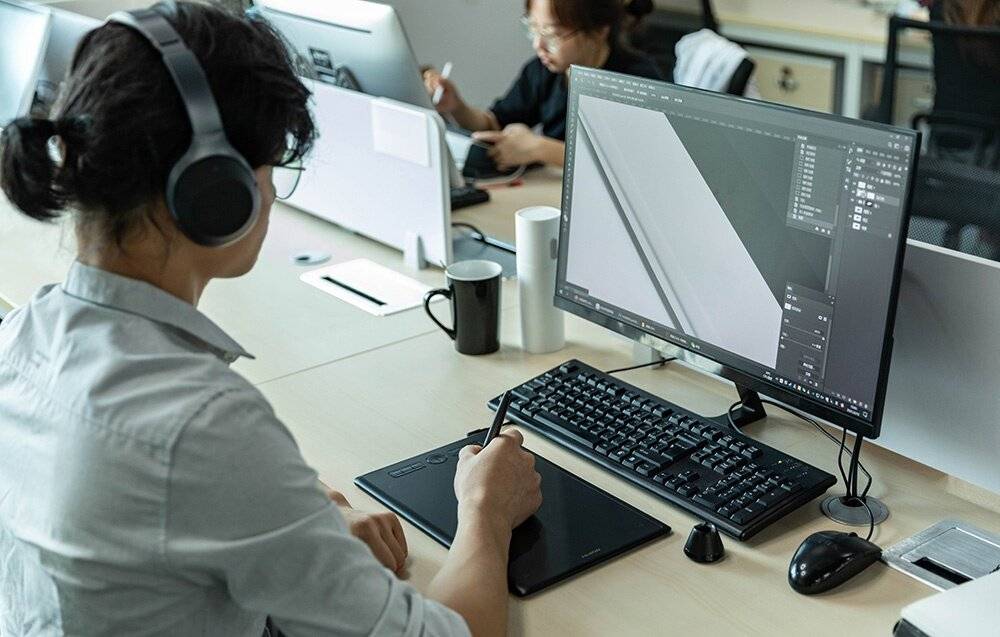 Symbolbild für Huion H610X Grafiktablett, 8192 Druckstufen, 10 x 6,25 Zoll Arbeitsfläche, USB-C