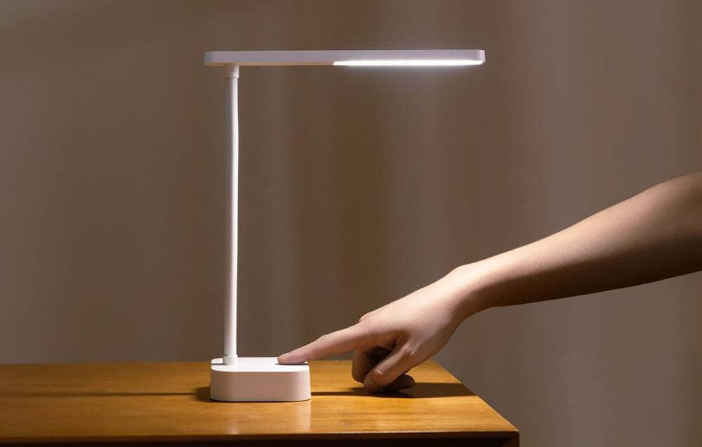 Yeelight Jasmine Schreibtischlampe (wiederaufladbar)-0