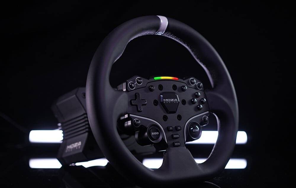Symbolbild für Moza Racing R5 Bundle - Lenkrad- und Pedale-Set