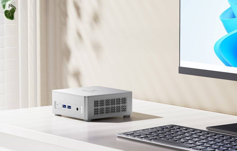 MINI PC Minis Forum UM870 Plus Ryzen 7 8745H Barebone-3