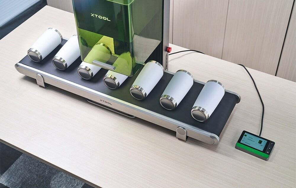 Preisbild für xTool - F1U+C - xTool F1 Lasergravurmaschine + xTool Förderband-Set