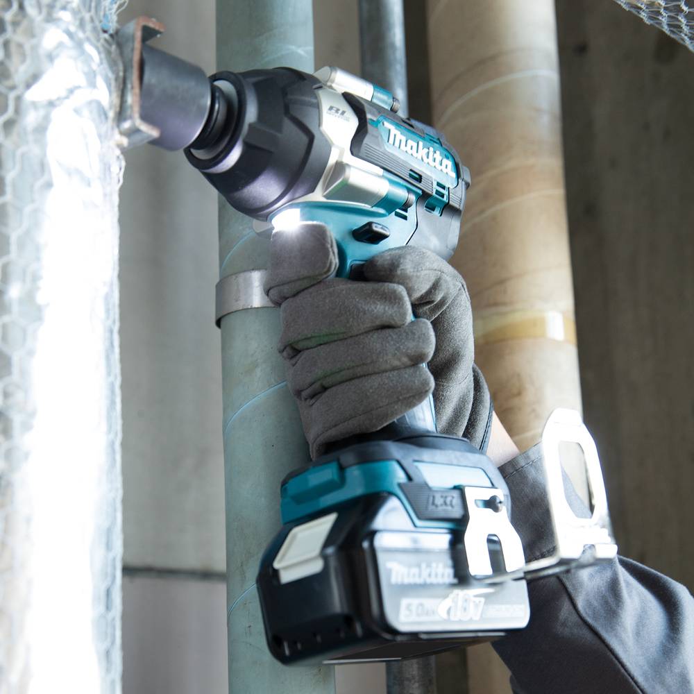 Makita DTW700RTJ - Schlagschrauber - schnurlos - 1/2 Zoll-Vierkantantrieb - 700 N·m - 2 Akkus-2