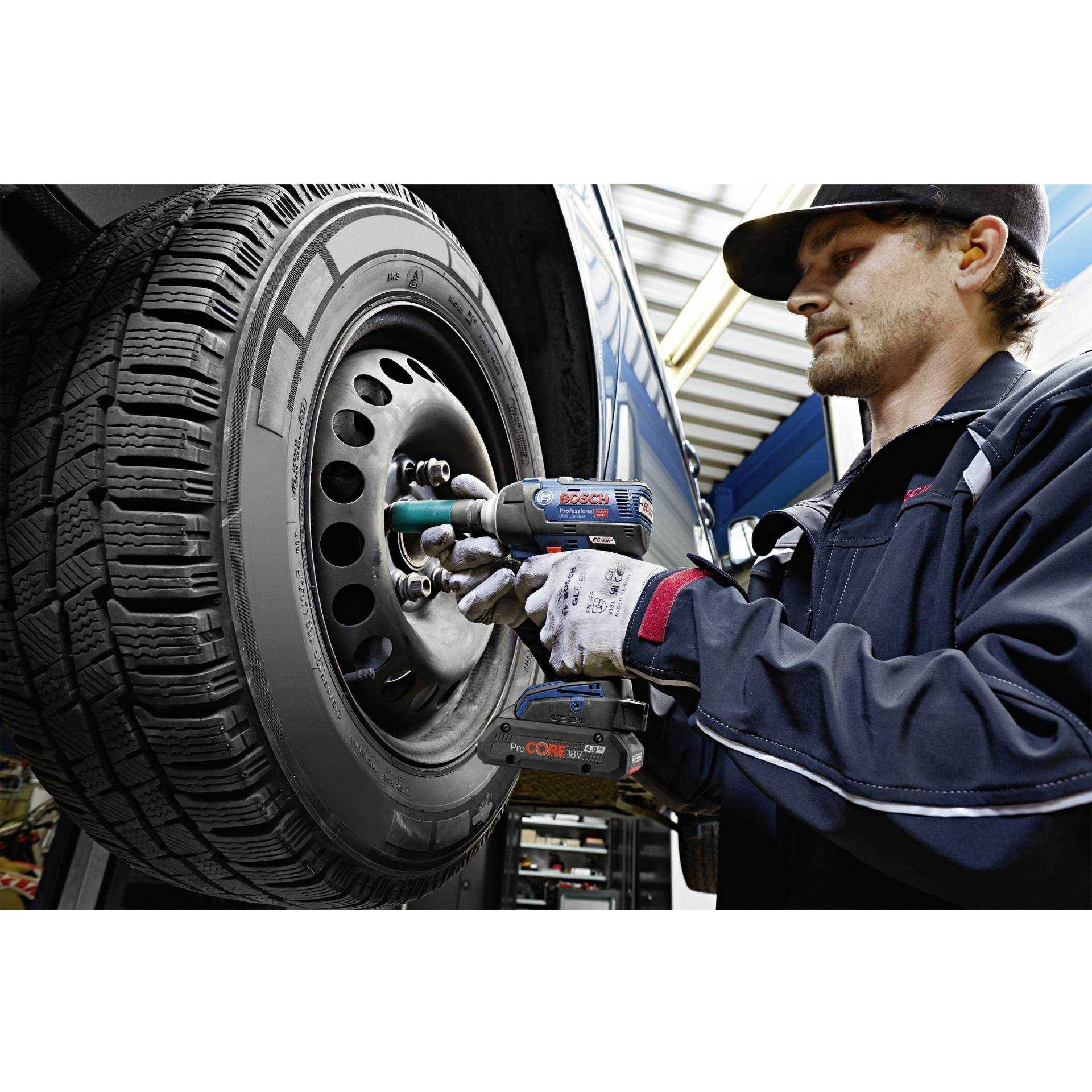 Bosch Professional GDS 18V-300 Solo 06019D8201 Akku-Drehschlagschrauber 300 Nm 18 V Li-Ion inkl. Koffer-2