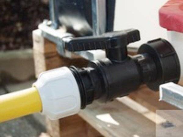Bürkle Auslaufhahn IBC m.Schlauchverschraub., S60x6 u. 1-0