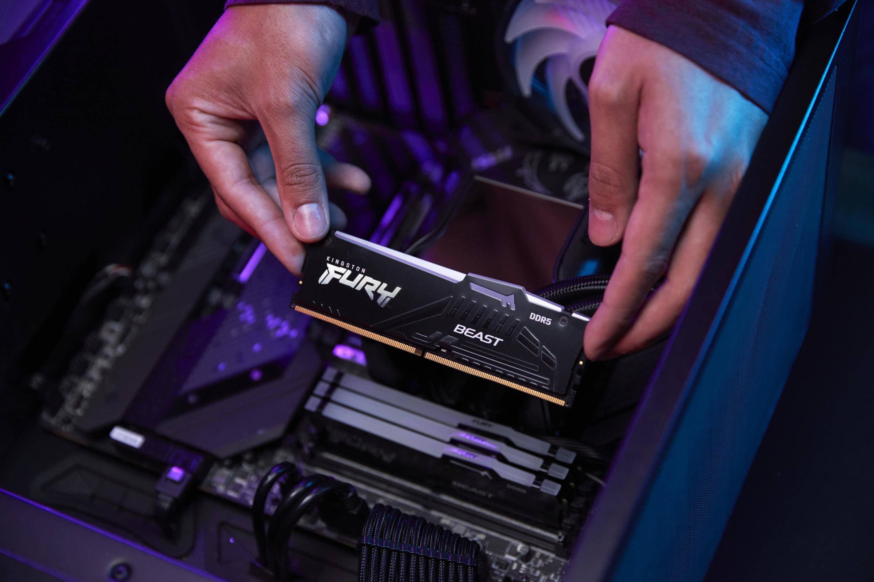 Kingston FURY Beast RGB - DDR5 - Kit - 128 GB:-4