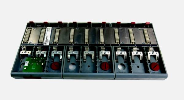 B&R 2005 Rückwandmodul, 9 Steckplätze, mit Pufferbatterie 3BP152.41 Rev. F0