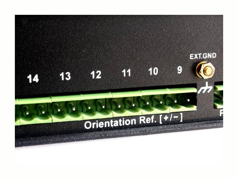 Überwachungsgerät, 8 Ports (RJ45), 1 Ethernet Port, 2 Expansion/Modbus Ports, 4 digital Video Eing-0