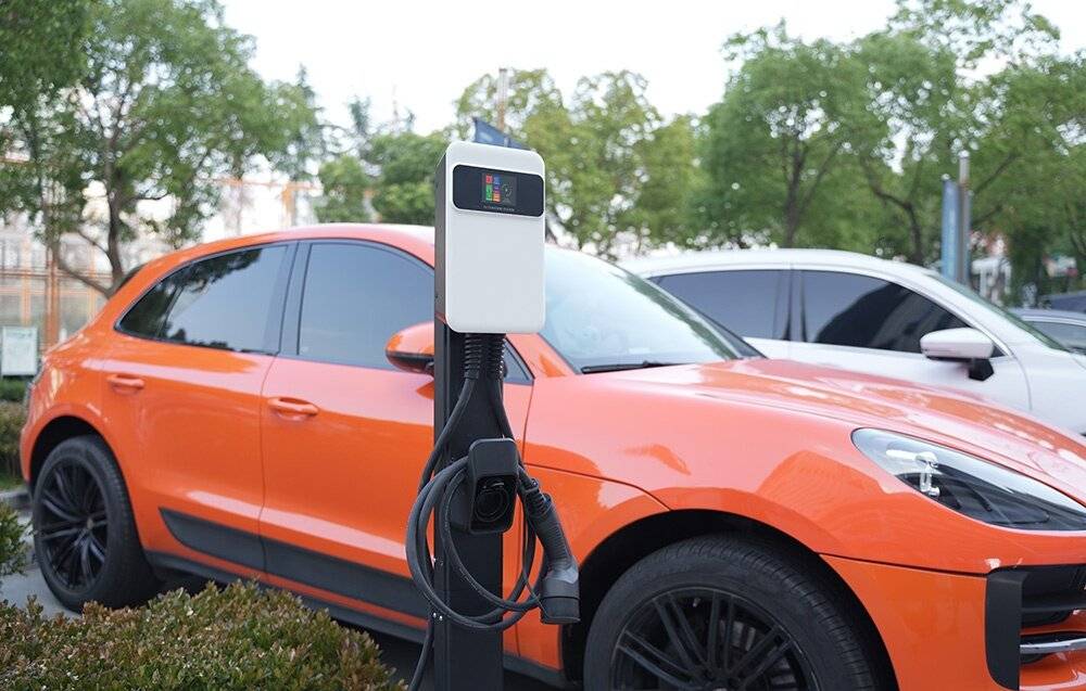 Wandladegerät für Elektroautos Besen SQ20-22KW-APP-3