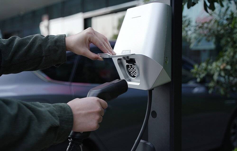 Preisbild für Besen Wandladegerät für Elektroautos LX30 22kW APP