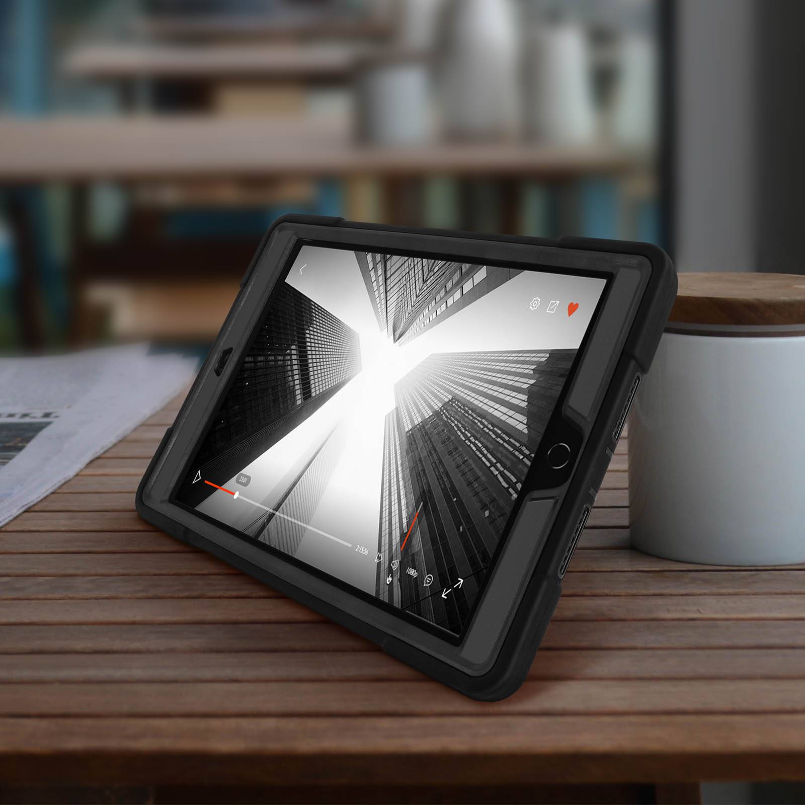 iPad 9 2021, 8 2020 und 7 2019 Hybrid-Hülle mit Griff und Ständer - Schwarz Schwarz-3