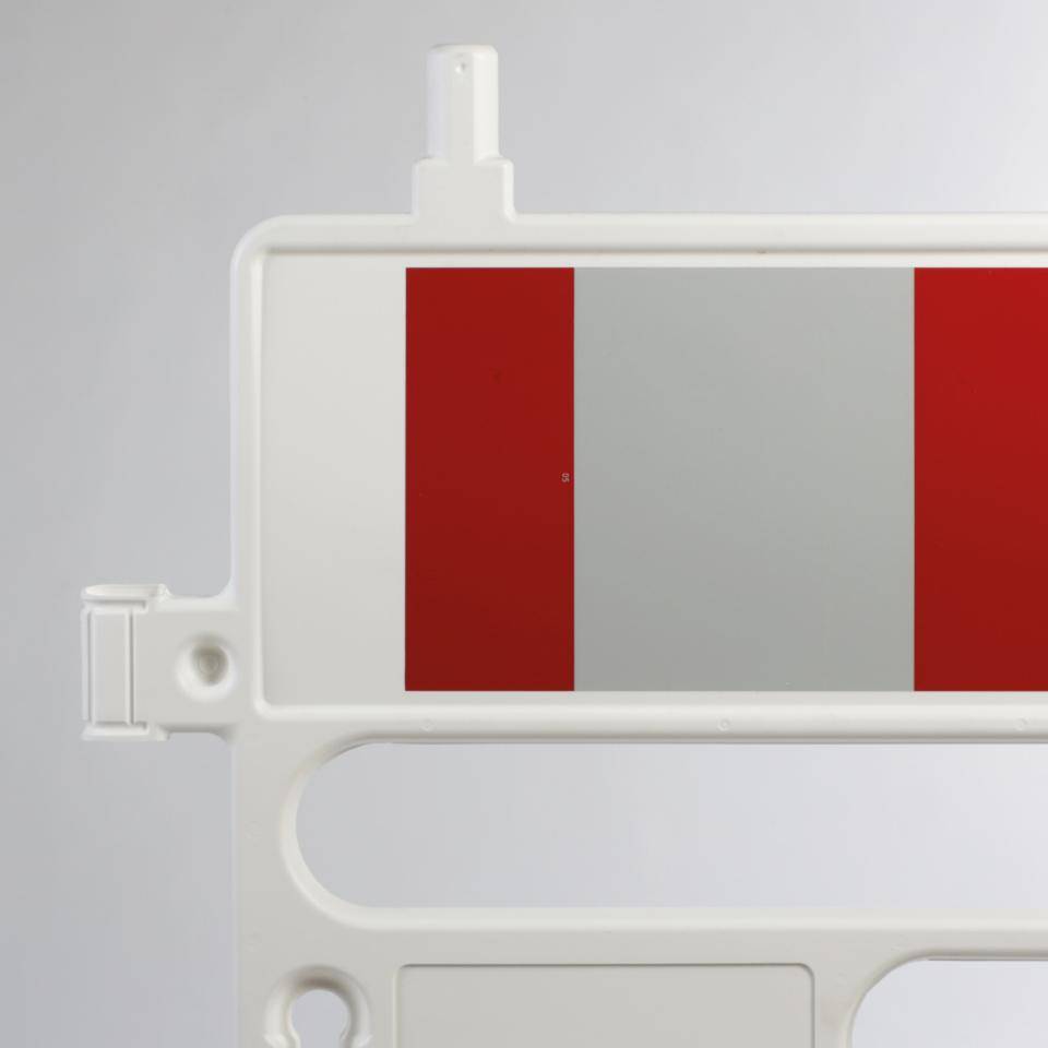 K.57 Schachtschutzgitter, 4-tlg., rot/weiß, Kunststoff mit FolieRA1, 2000x2000mm-2